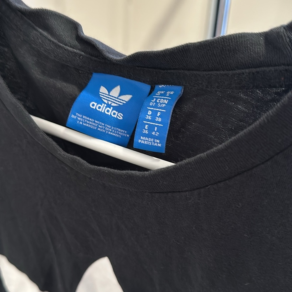 ADIDAS t-shirt - Picture 2 of 2